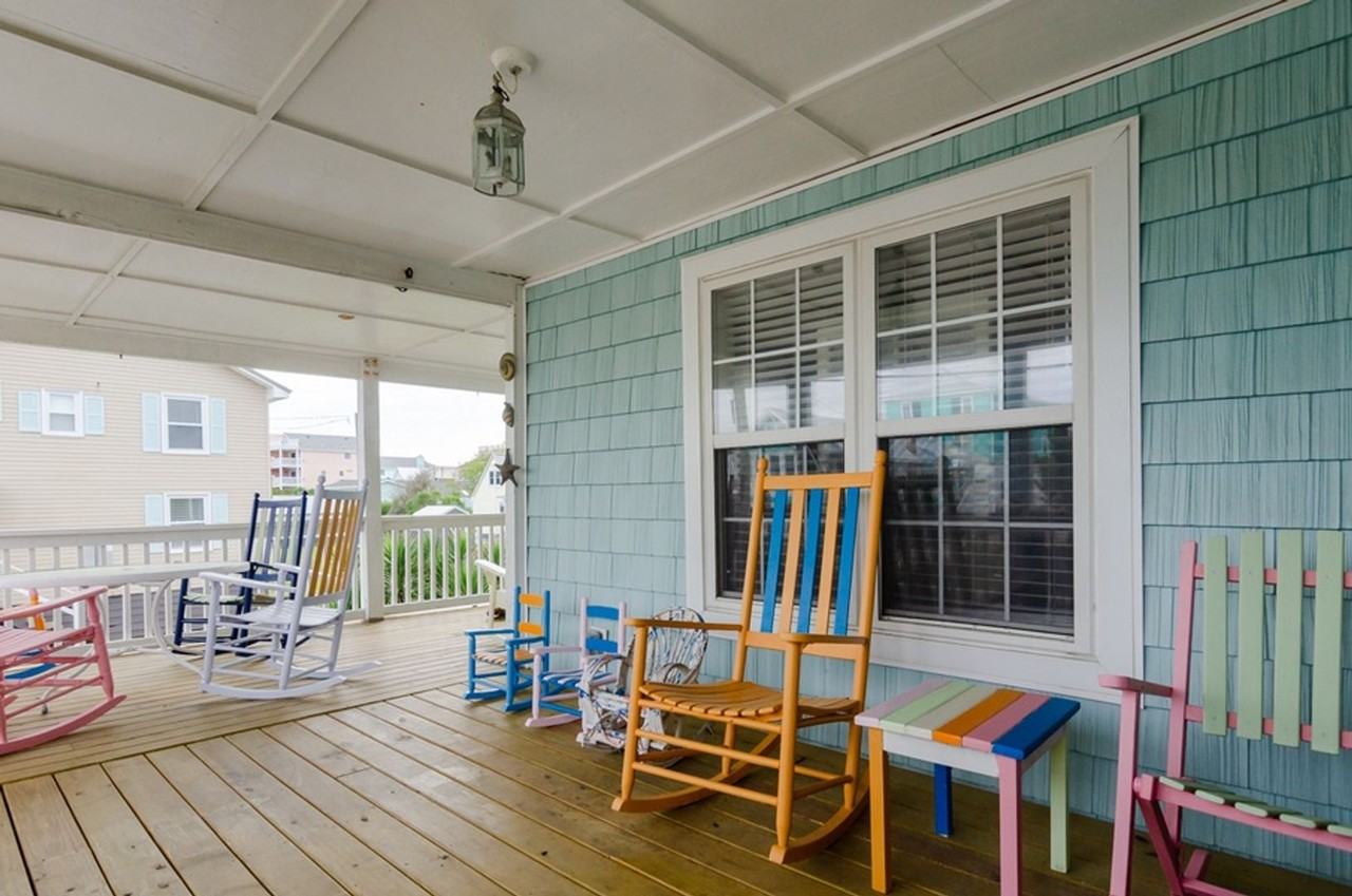 1201 Carolina Beach Ave N - Photo 2 of 46