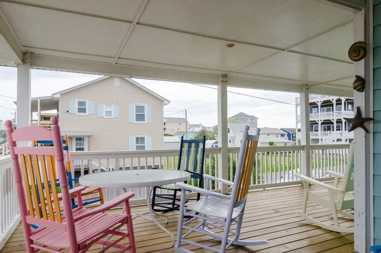 1201 Carolina Beach Ave N - Photo 5 of 46