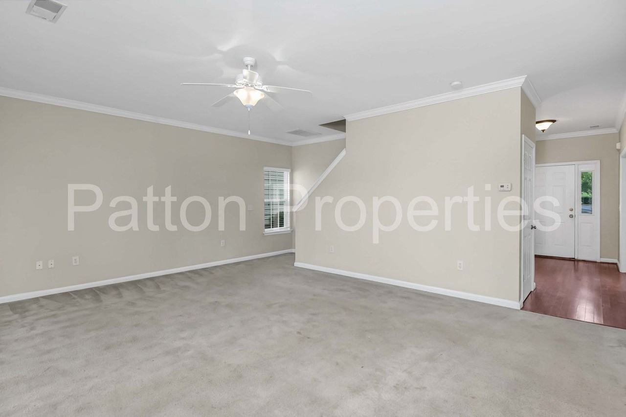429 S Pickens St - Photo 6 of 33