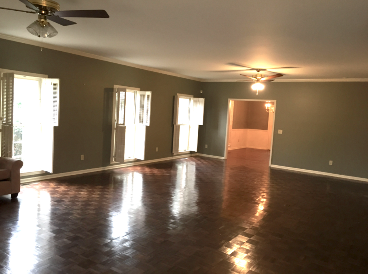 1180 E University Dr - Photo 2 of 11