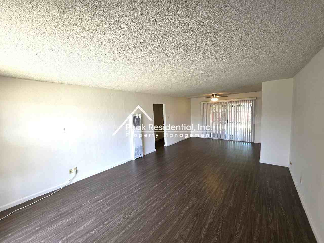 5934 69th St - Photo 3 of 19