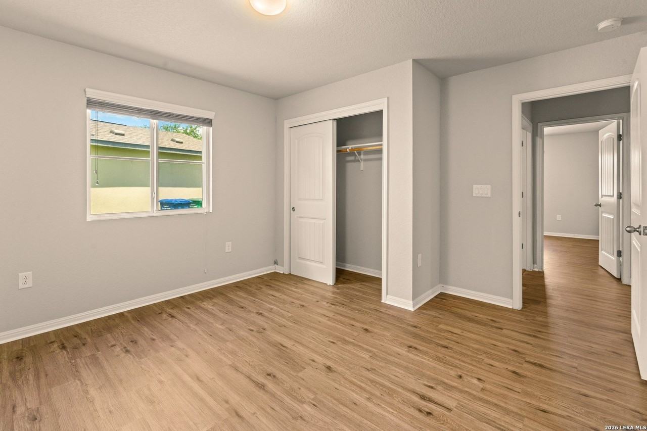 10110 Relic Oaks - Photo 7 of 24