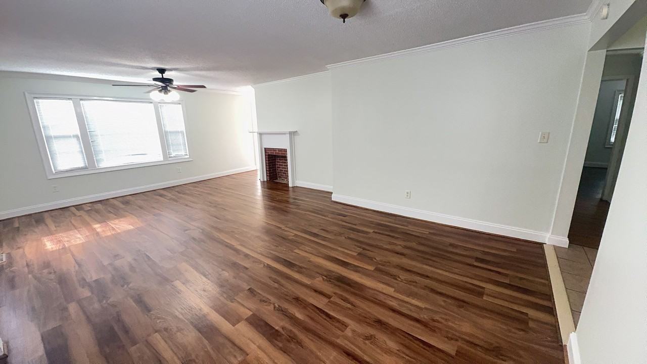 808 S 10th St - Photo 5 of 14