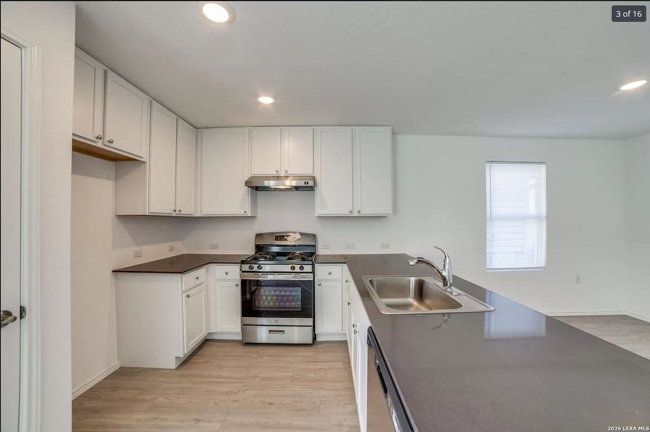 10031 Kersey Ml - Photo 3 of 14