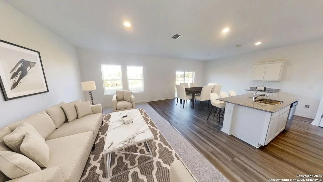 874 Barnacle Ct - Photo 4 of 10