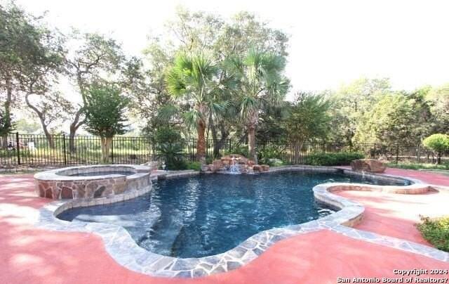 24402 Saddle Rock - Photo 3 of 19