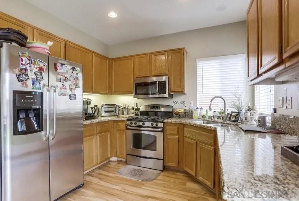 10019 Kika Ct - Photo 6 of 22