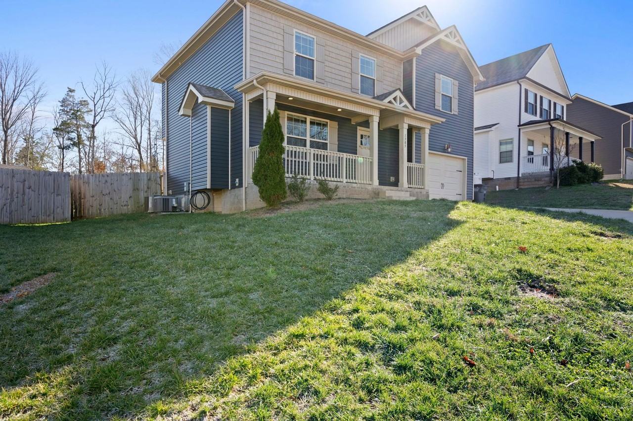 1385 Sussex Dr - Photo 2 of 34