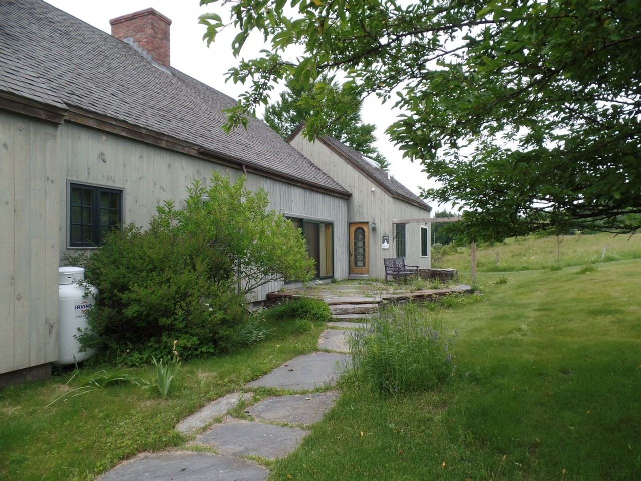 11 11 Old Dana Road - Photo 2 of 27