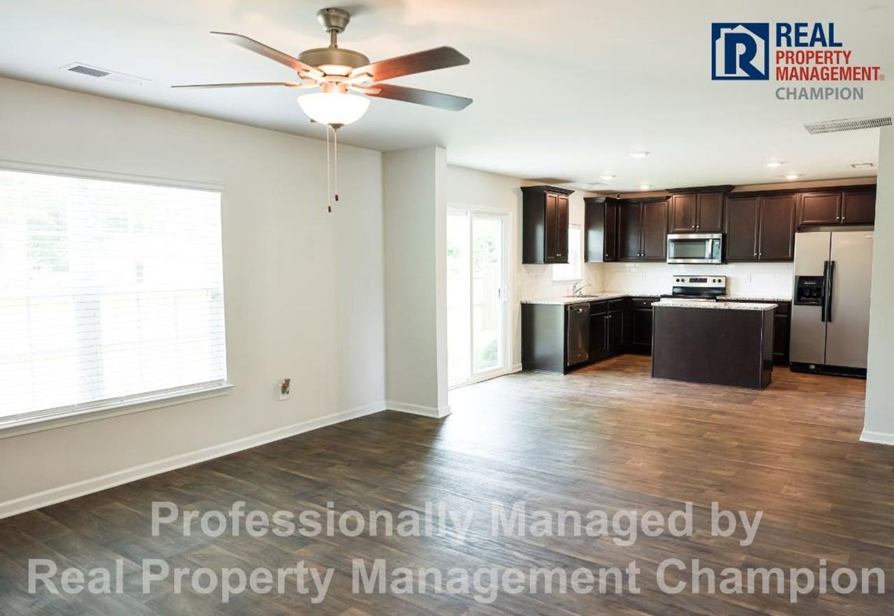 433 Ginger Dr - Photo 3 of 14
