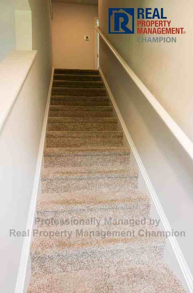 433 Ginger Dr - Photo 4 of 14