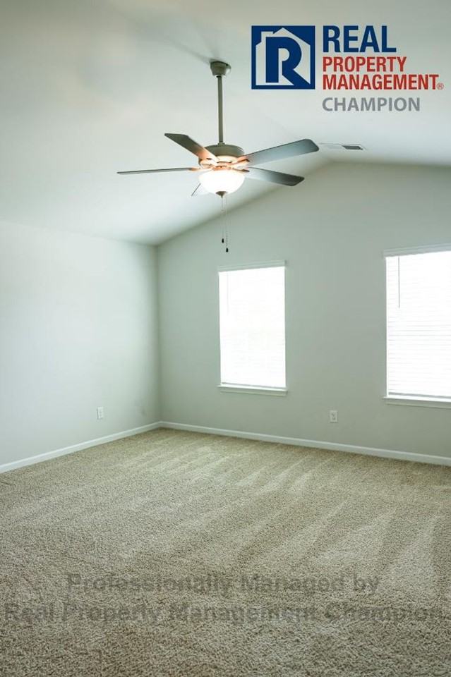 433 Ginger Dr - Photo 7 of 14