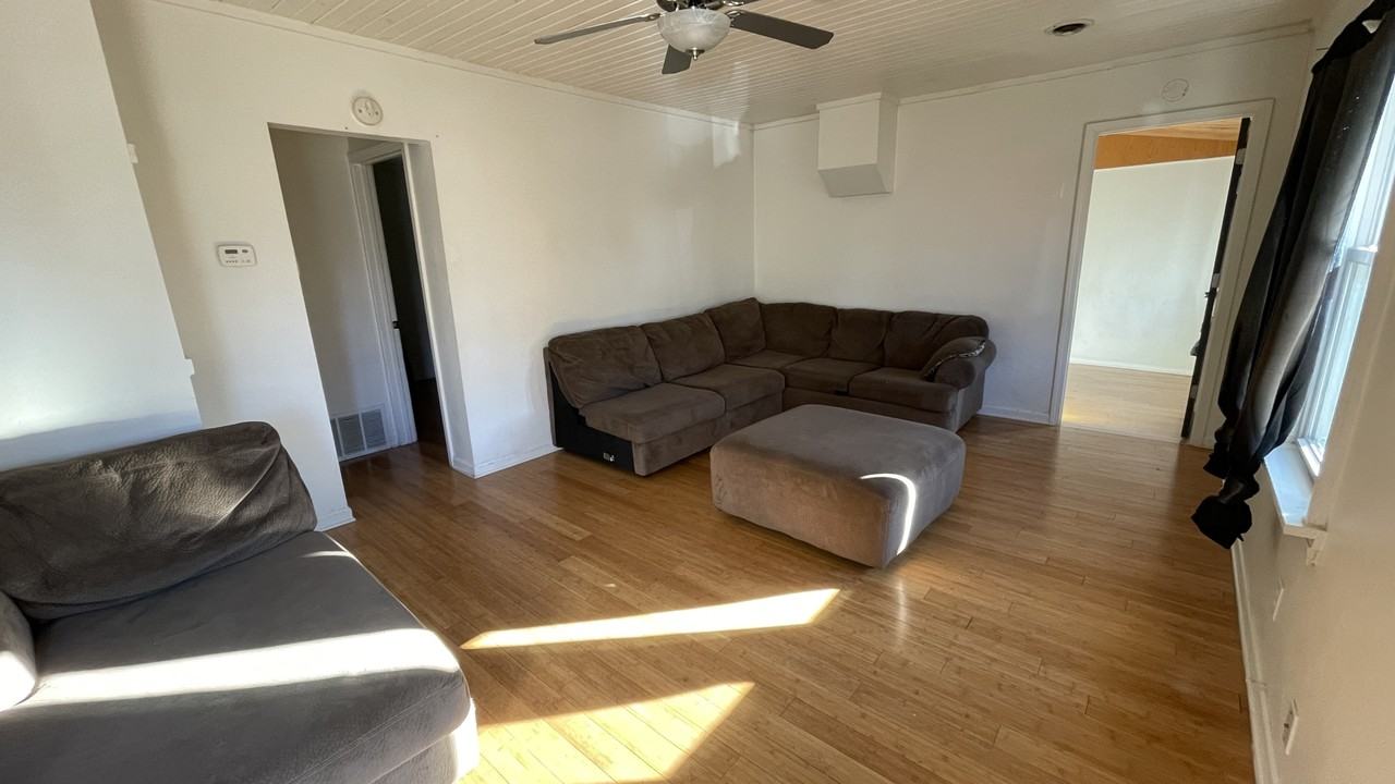 1102 Sandy Hollow Rd #SFH - Photo 2 of 7