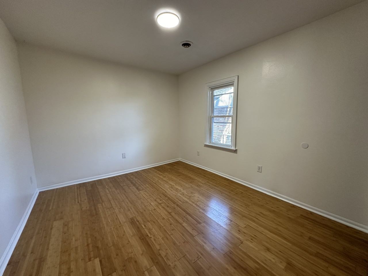 1102 Sandy Hollow Rd #SFH - Photo 5 of 7