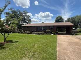 304 Swaim St - Photo 1 of 1