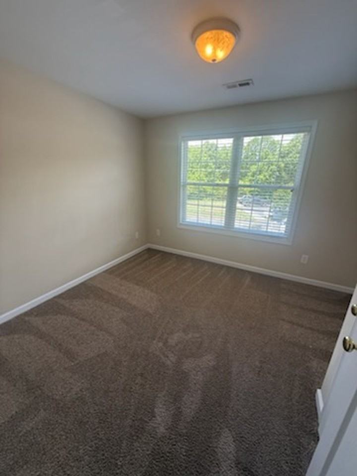 4068 Bentley Dr #B2 - Photo 7 of 8