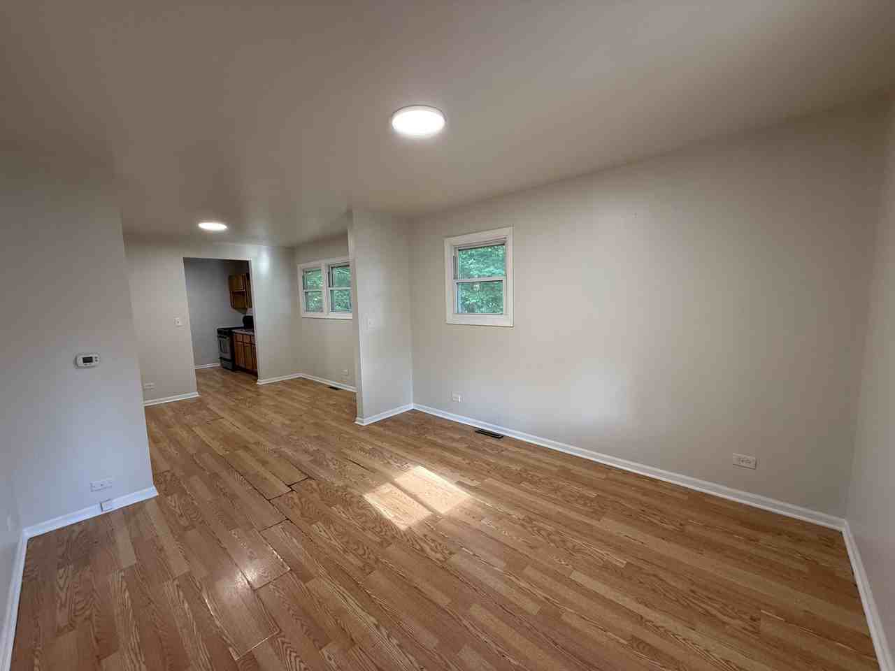 411 Irving Ave #SFH - Photo 3 of 7