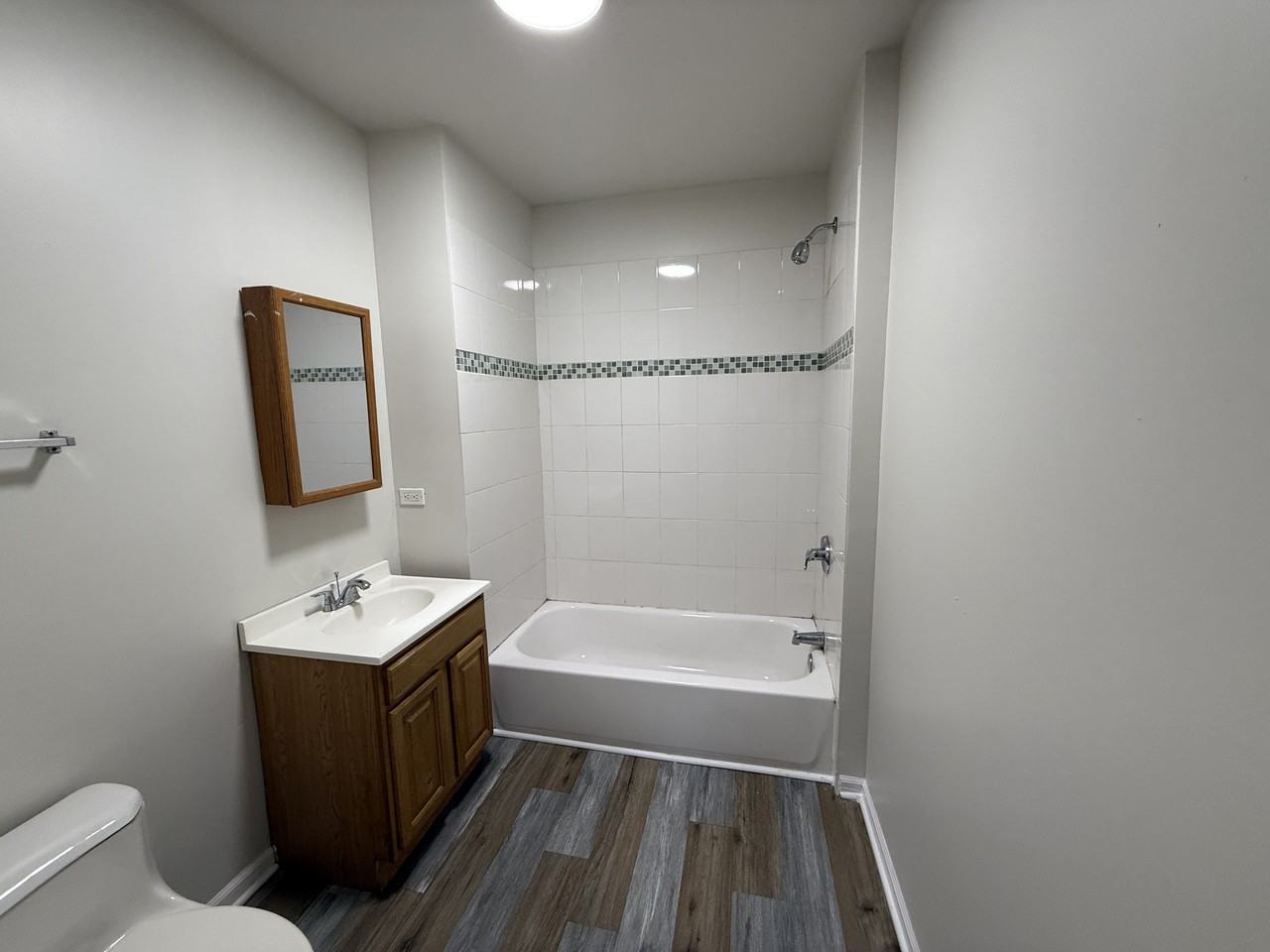 411 Irving Ave #SFH - Photo 6 of 7