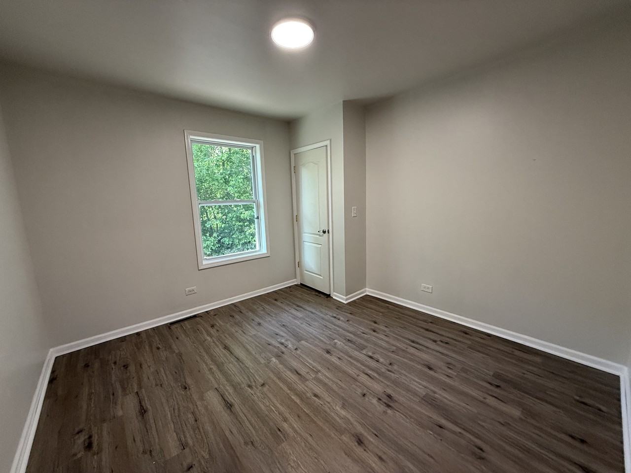411 Irving Ave #SFH - Photo 7 of 7