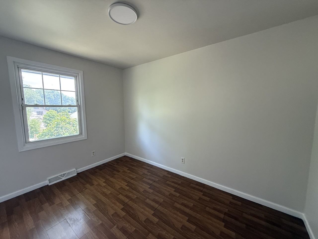 207 N Central Ave #SFH - Photo 6 of 9