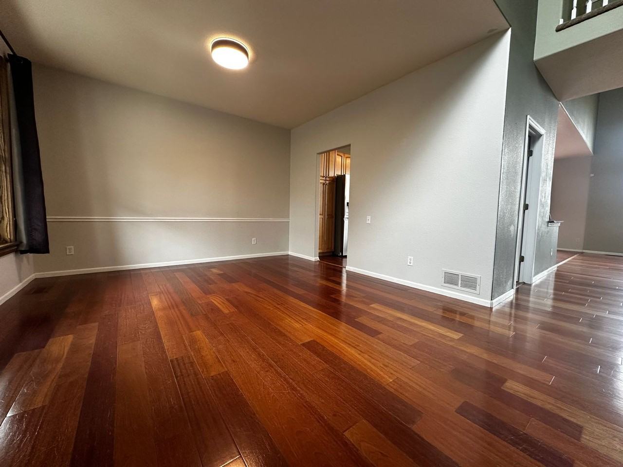 8602 Mallard Pl - Photo 4 of 25