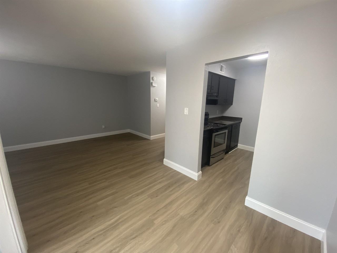 1530 Live Oak Dr #D4 - Photo 6 of 19
