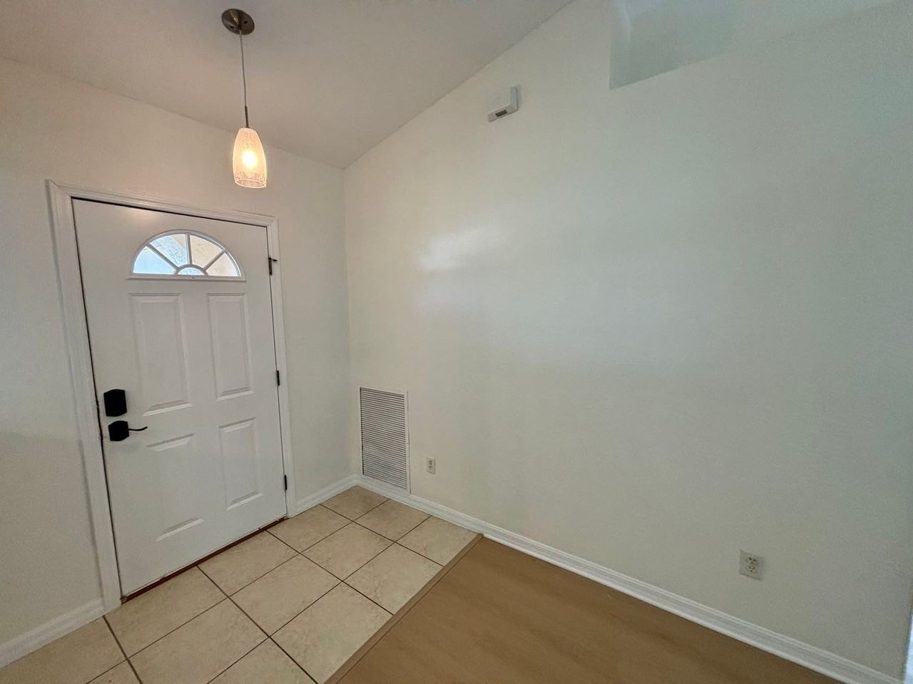 10417 Sw 52nd Ct - Photo 6 of 27