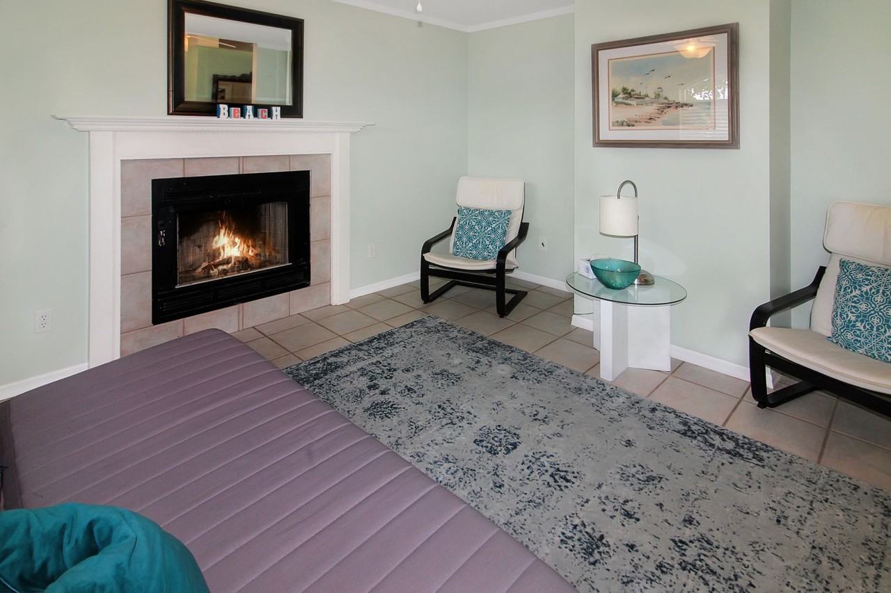 1180 Palmetto Dr - Photo 6 of 21