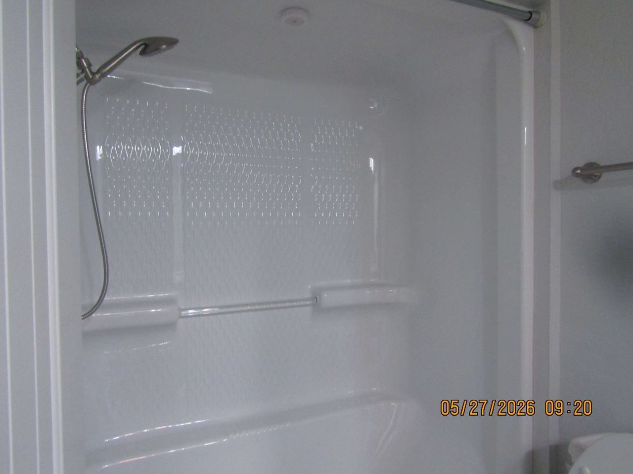 3119 Ne Mayflower Ave - Photo 5 of 36