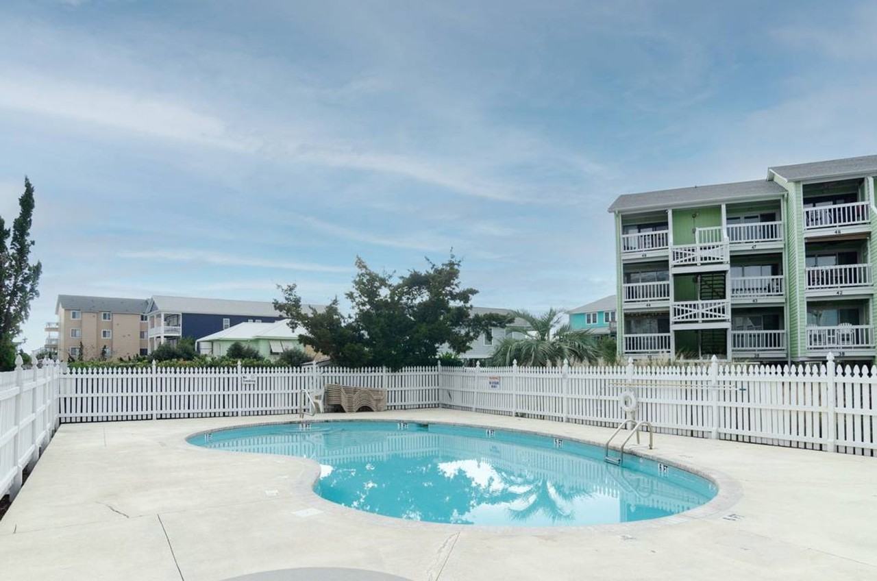 101 Sea Oats Ln #D19 - Photo 2 of 31