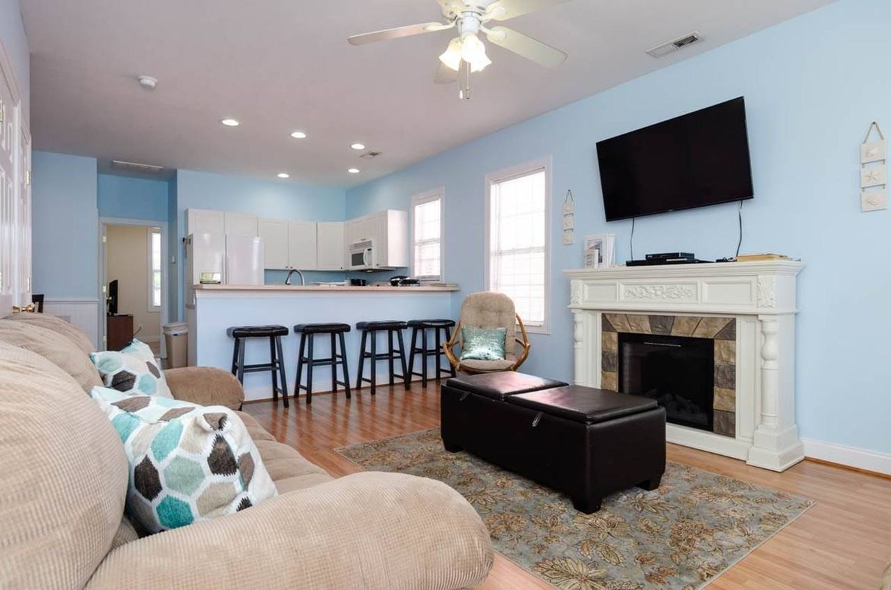 1512 Snapper Ln #2 - Photo 5 of 36