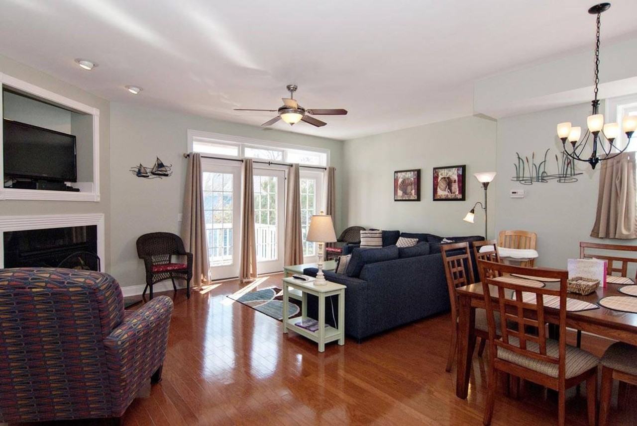 1513 Swordfish Ln #2 - Photo 7 of 25
