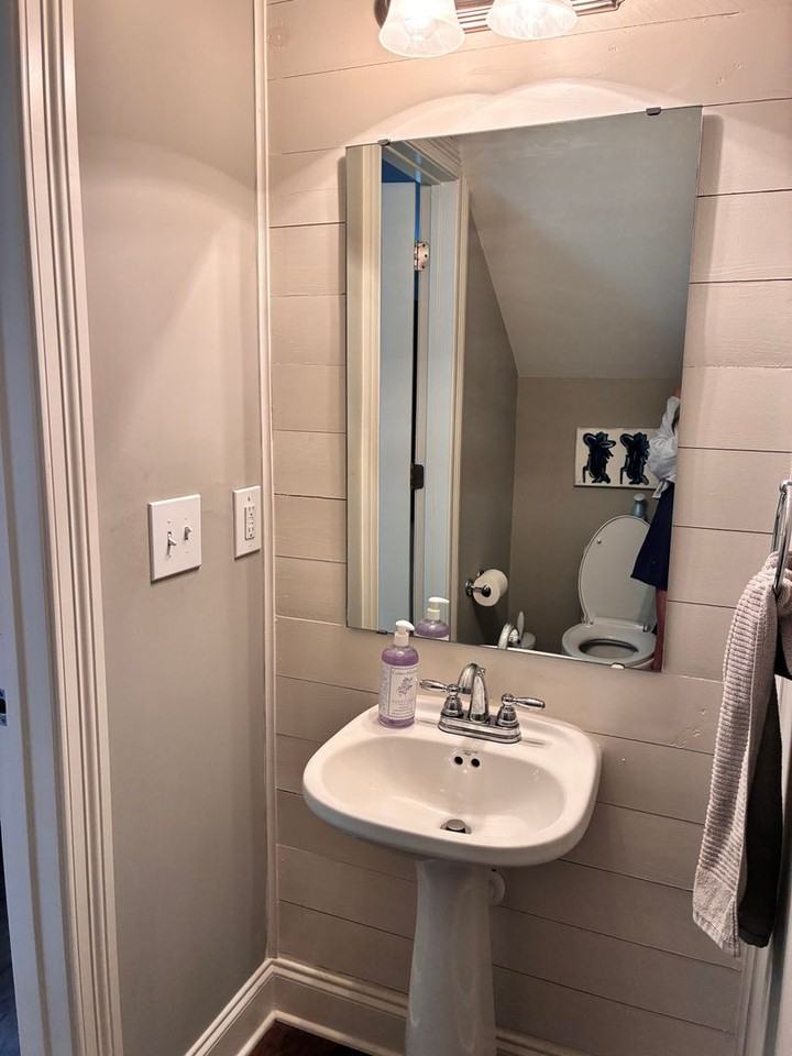 424 Walker Cir - Photo 5 of 20