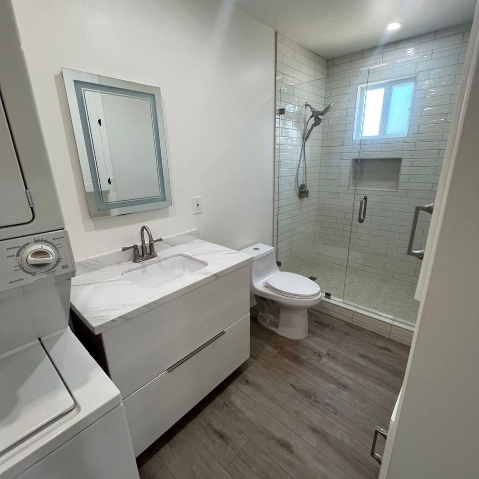 1260-66 23rd Street - Photo 4 of 17
