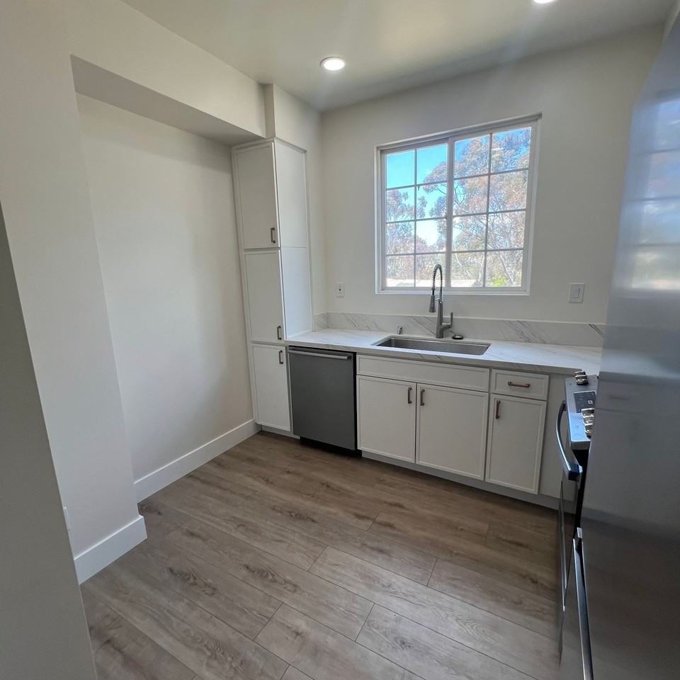 1260-66 23rd Street - Photo 7 of 17