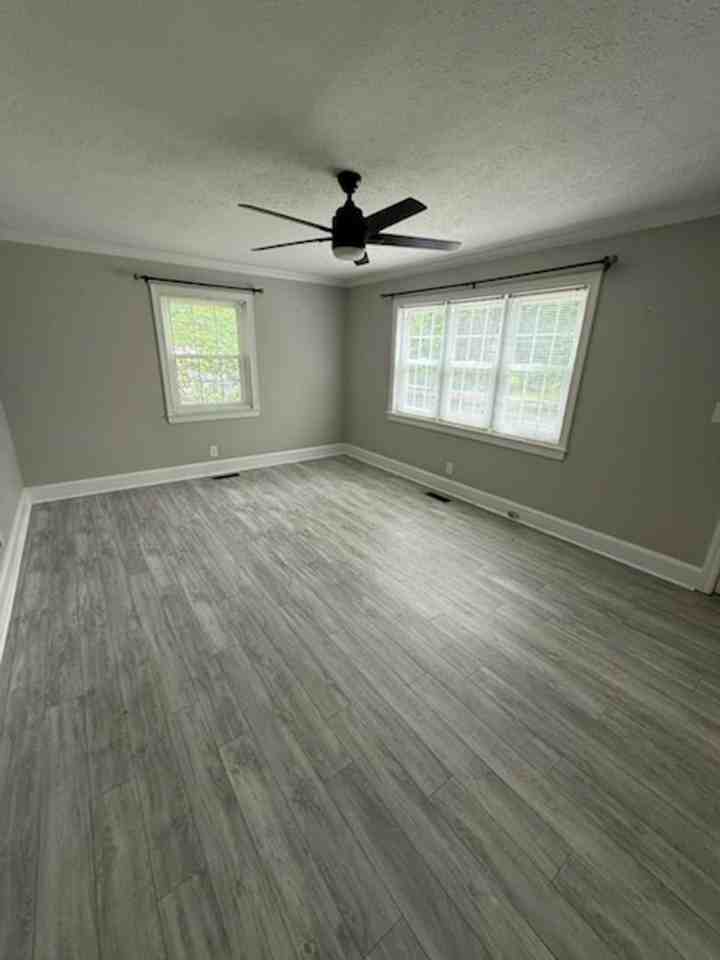 310 S High St - Photo 5 of 6