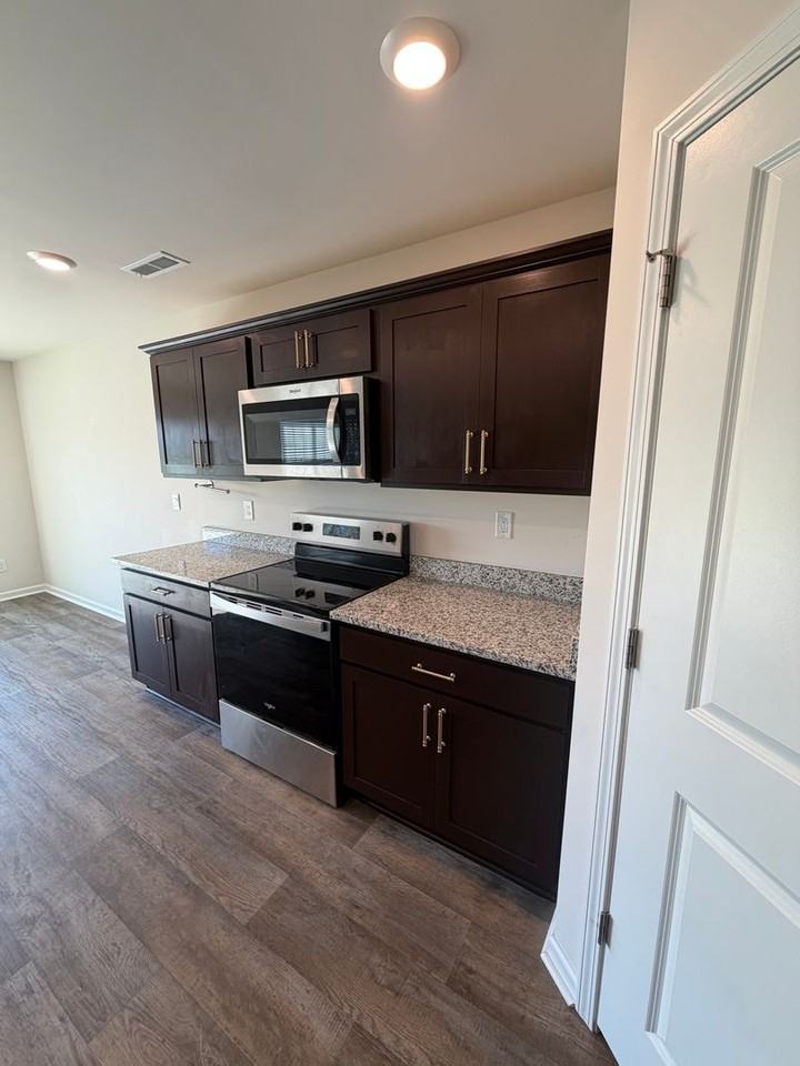 4011 Atlantic Ave - Photo 2 of 27