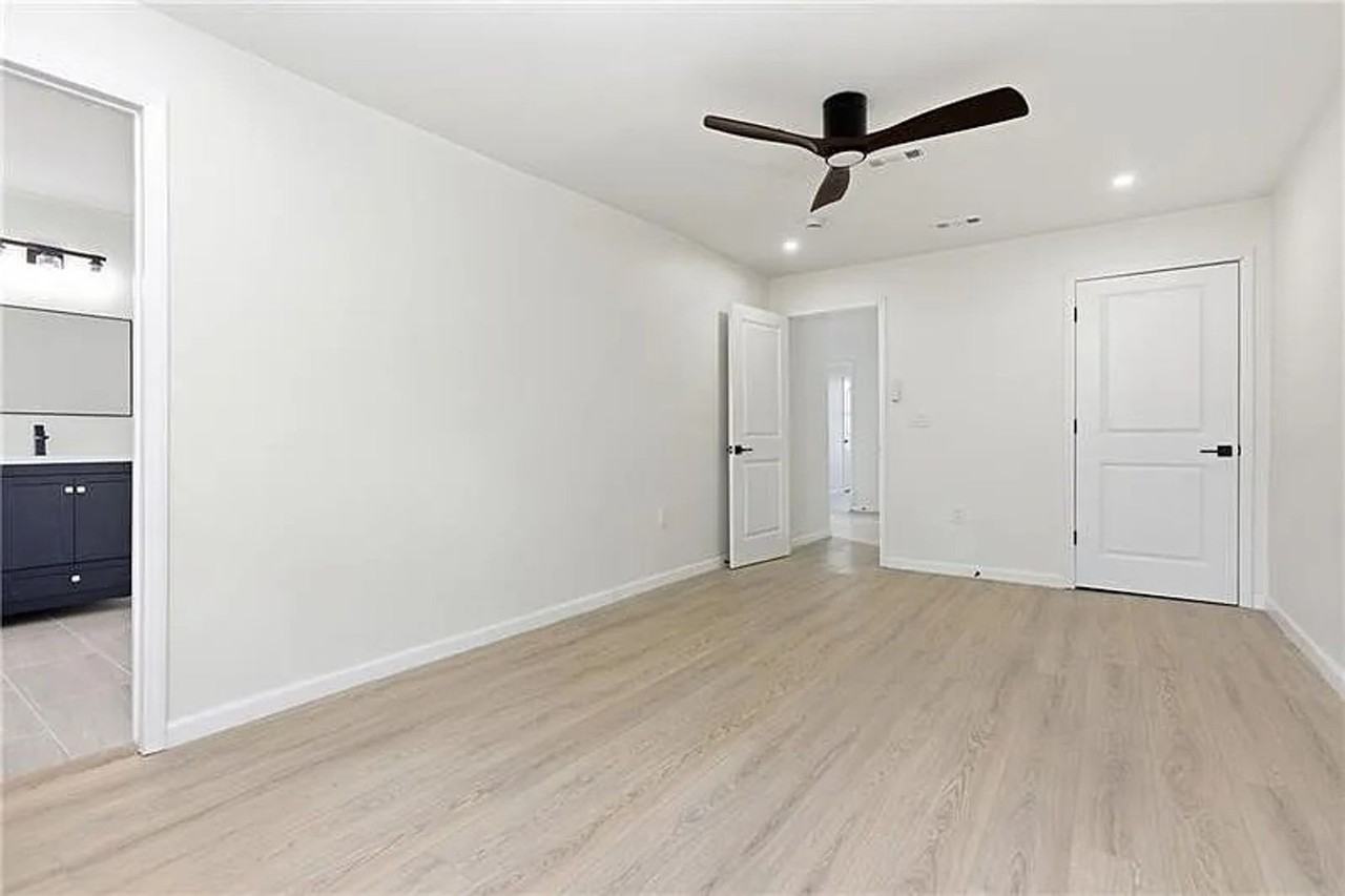 45 1/2 Cushman St - Photo 2 of 17
