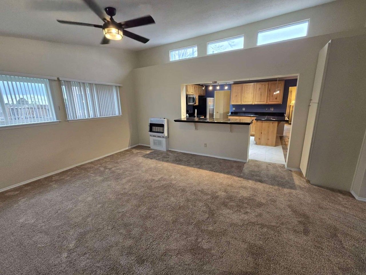 1500 Shirley St Ne - Photo 3 of 36