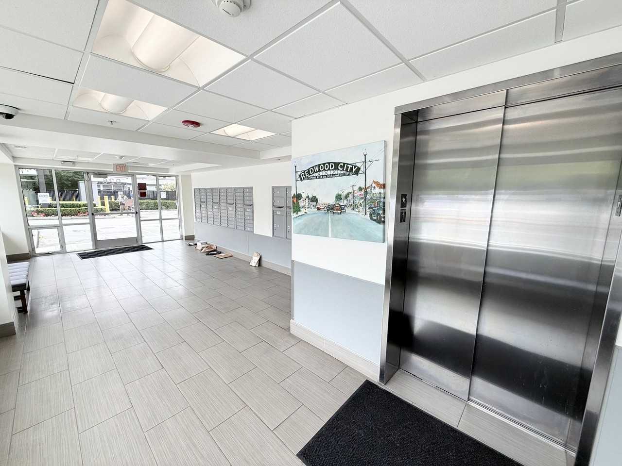 926 Woodside Road, Redwood City - Photo 4 of 7