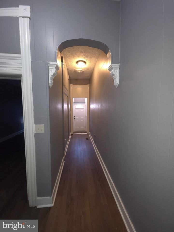 2617 E Preston St - Photo 2 of 30