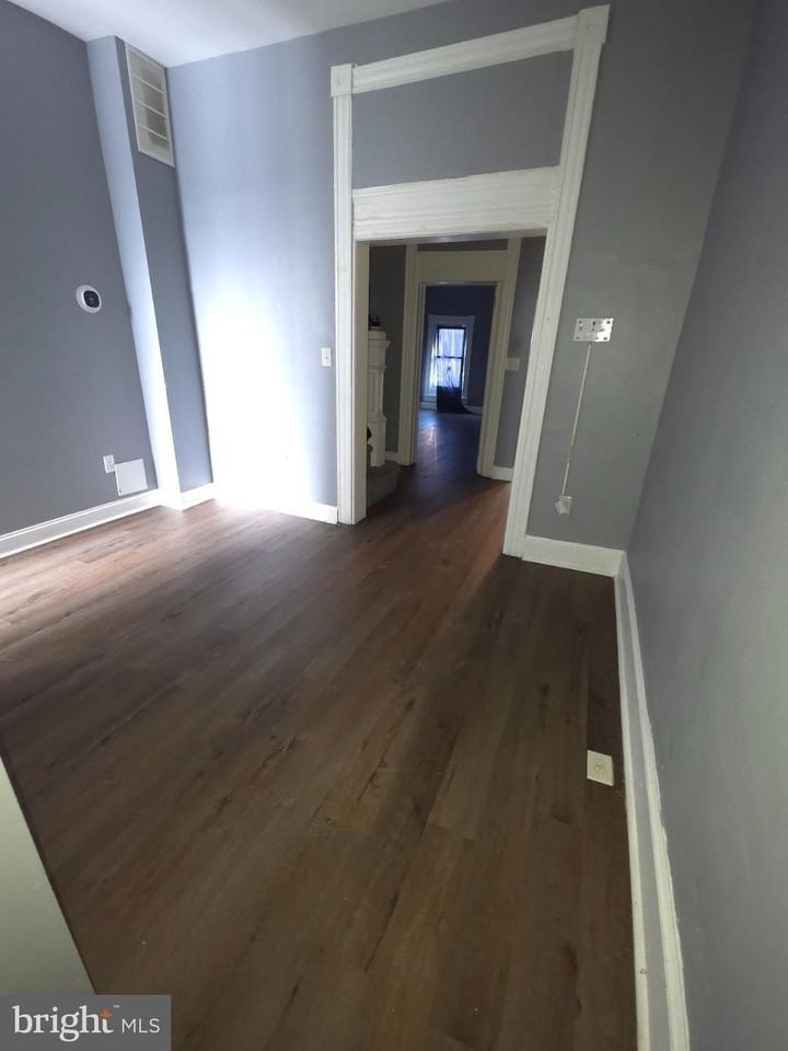 2617 E Preston St - Photo 5 of 30