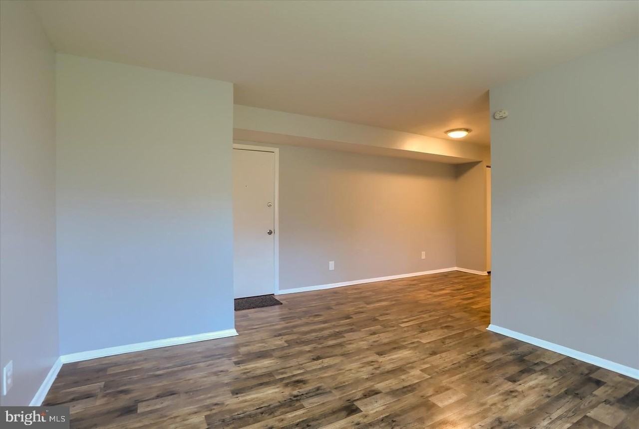 4411 Falls Bridge Dr #B - Photo 7 of 22