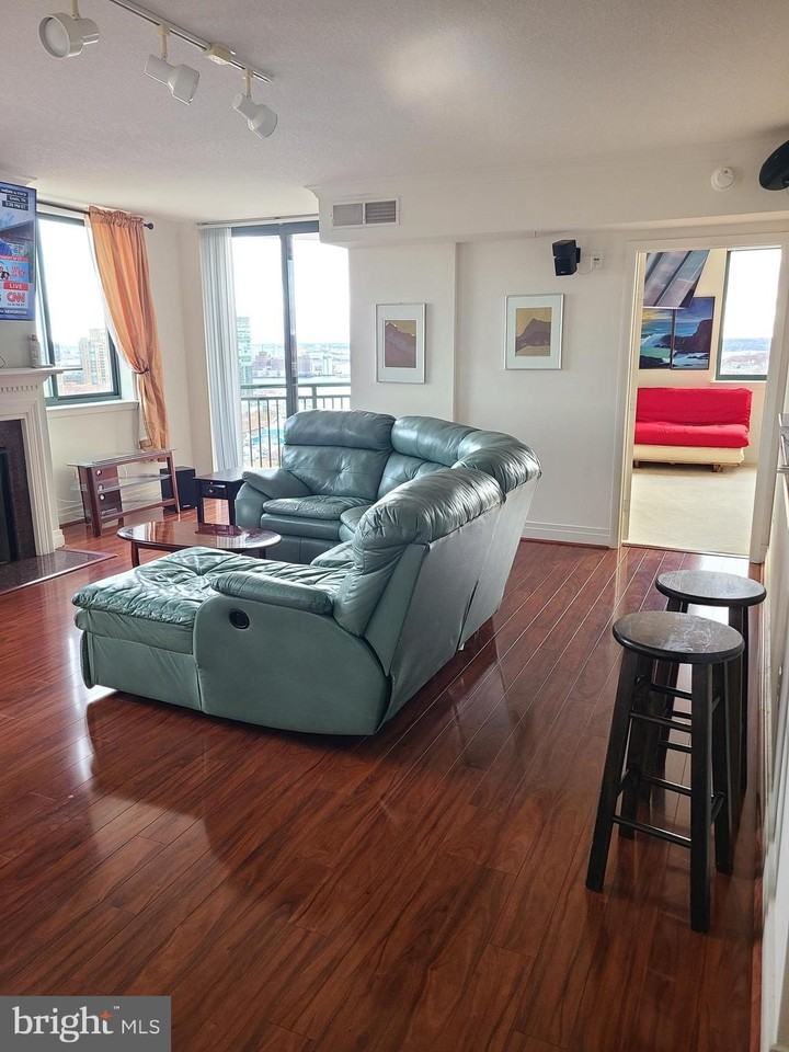 414 Water St #2613 - Photo 3 of 42