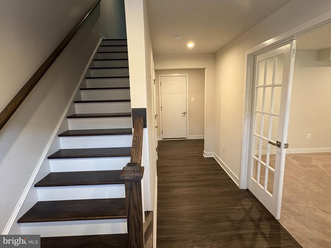 8711 Shady Pines Dr - Photo 2 of 16