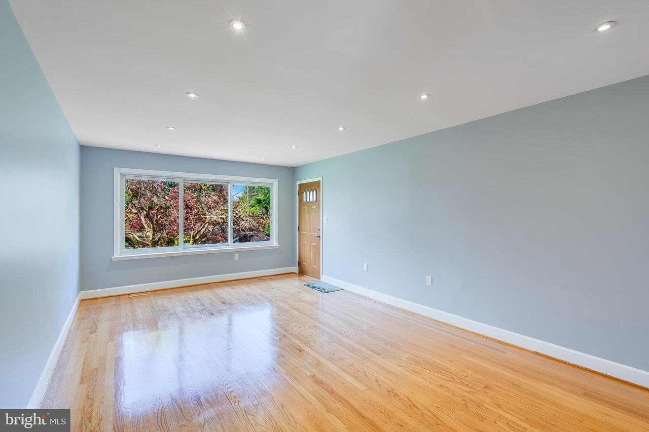 606 Apple Ave - Photo 5 of 40