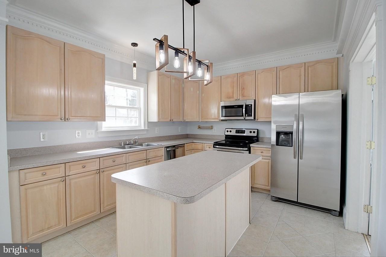 3 Pleasant Acres Ct - Photo 2 of 31