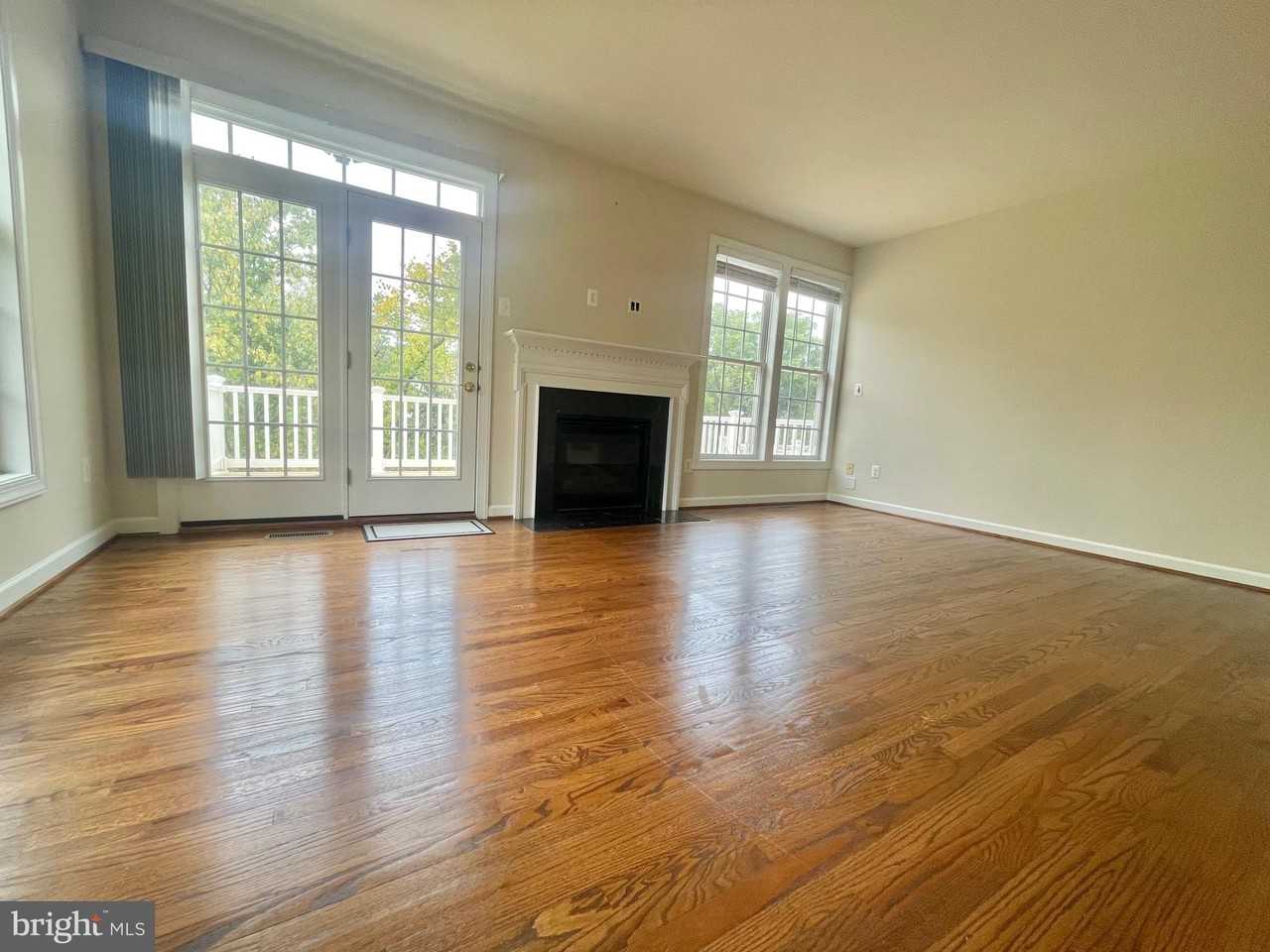 3514 Tabard Ln - Photo 5 of 50