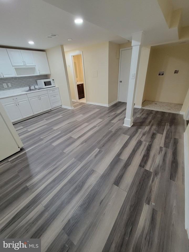 5116 Caverly Pl - Photo 3 of 9