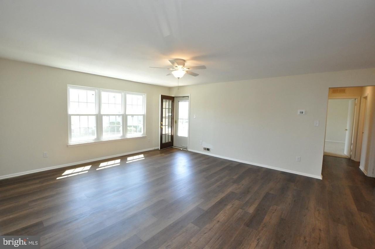 4208-B Adelaide Dr - Photo 6 of 22